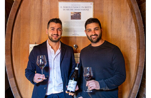 超美品　ラフォンタナマッジョーレ　イタリア製　ジャケット 9分袖 ワイナリー紹介「マイオリーニ」｜イタリアワイン専門店「レアーレ