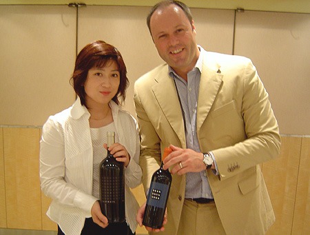 マルティン クローネンブルグ氏とトスカニースタッフ