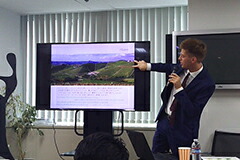 アレサンドロディグレージ氏