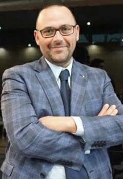 マッシミリアーノ アポロニオ氏