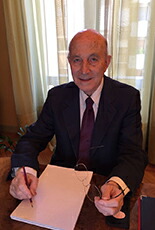 アントニオラヴィスタ氏