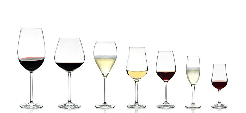 様々な形のワイングラス