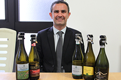 アレッサンドロサティン氏