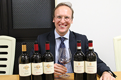 パイティン社ルカパスクエーロエリア氏