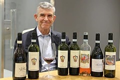 ジャコモカッタネオアドルノ氏