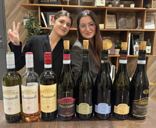 2代目姉妹ミリアム・リー氏、キアラ・ルドヴィカ氏