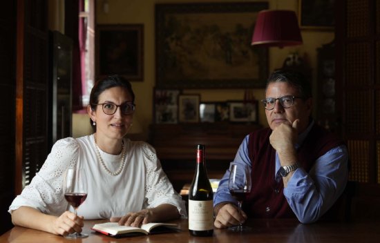 フェウド モントーニ当主ファビオ シレーチ氏と奥様メリッサ ミュラー氏