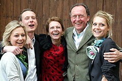 アロイス ラゲデールファミリー