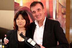 現ファルネーゼ社社長ヴァレンティーニ・ショッティさんとともに