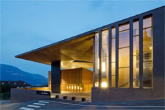 ナルスマルグライド社カンティーナ